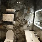فندق Toka Restaurant 5*