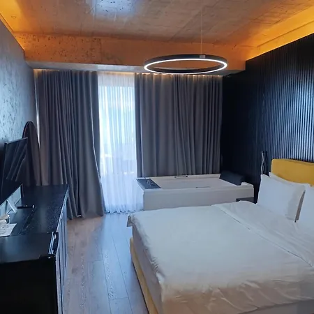 Toka Restaurant Hotel Udenisht