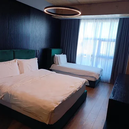 Toka Restaurant 5* Udenisht