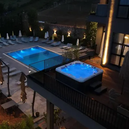 Toka Restaurant فندق Udenisht