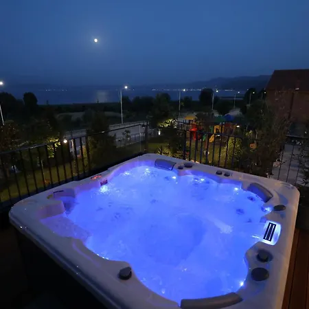 Toka Restaurant Udenisht