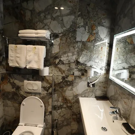 Hotell Toka Restaurant 5*