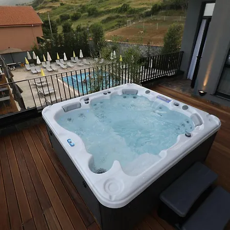 Toka Restaurant فندق