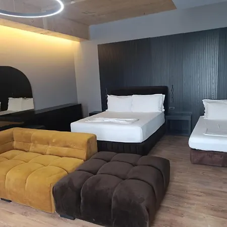 Toka Restaurant 5* Udënisht